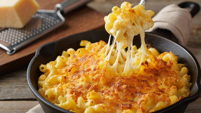 Macaroni and cheese in a cast-iron pan