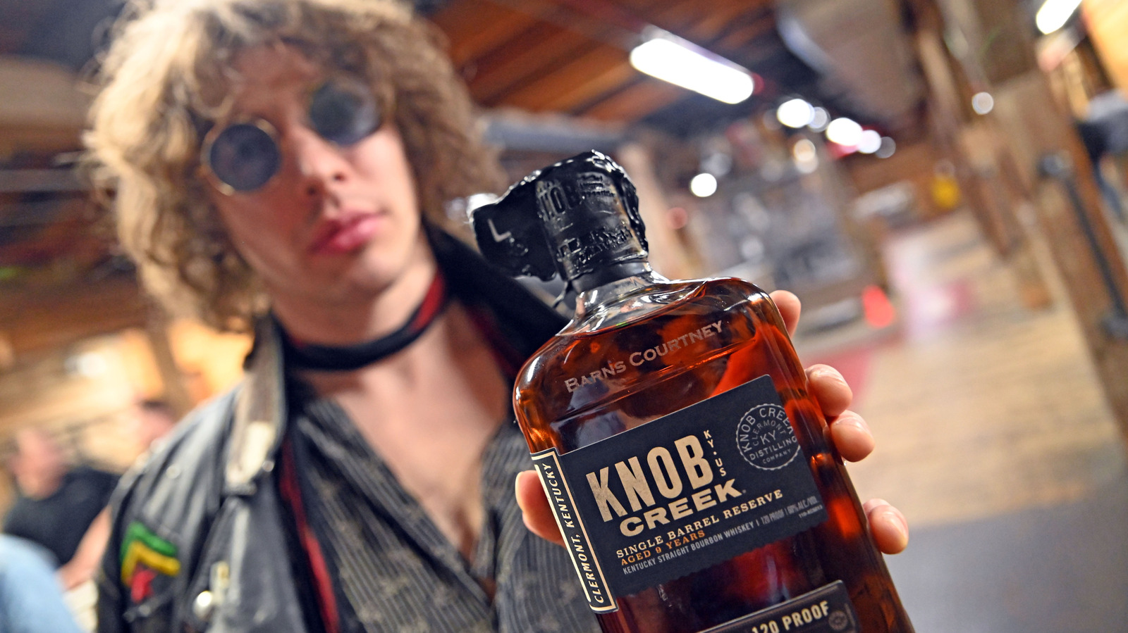 <a href="https://www.mashed.com/2286239/best-bourbons-try-if-you-like-knob-creek/" target="_blank">16 Bourbons To Try If You Like Knob Creek</a>