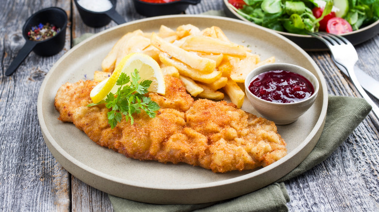 wiener schnitzel with sides