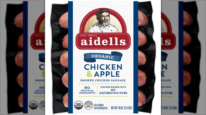 Package of aidells apple flavored smoked chicken sausage.