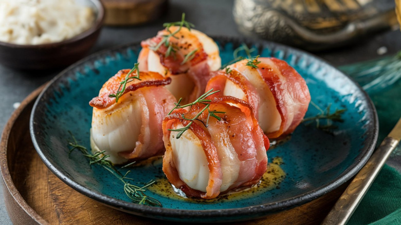 Bacon-wrapped scallops