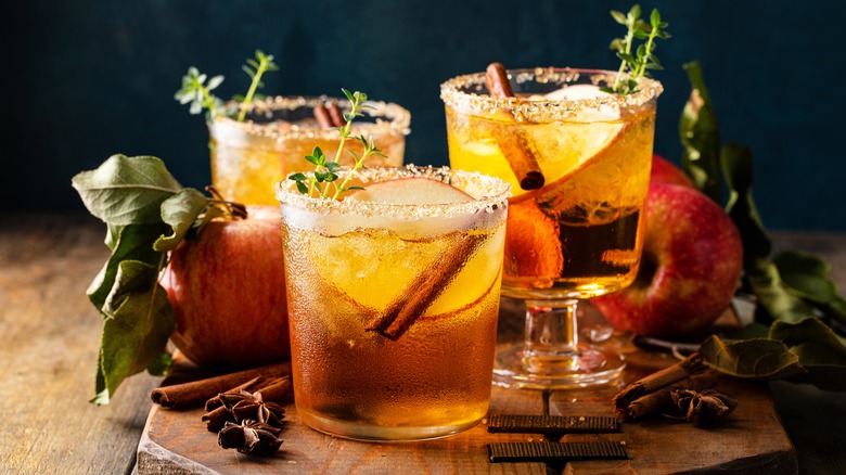 Apple cinnamon fall cocktails 