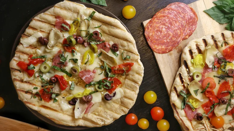 grilled antipasto pizzas with toppings