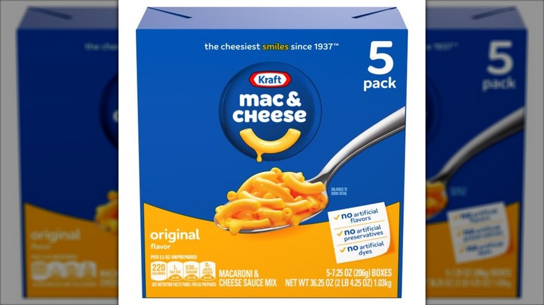Box of Kraft Mac & Cheese dinners.