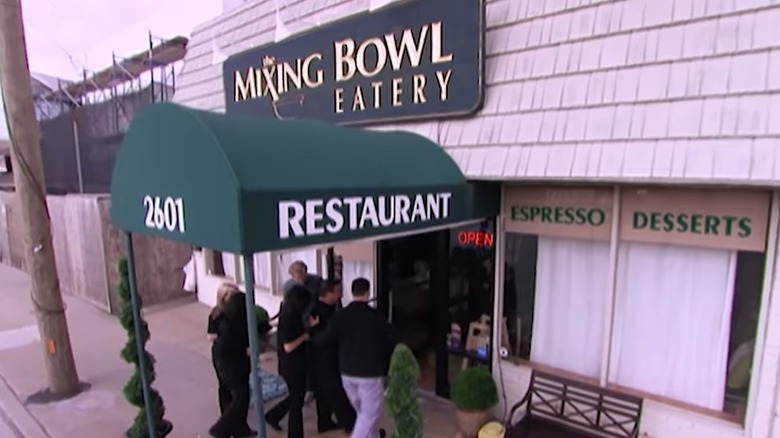 A group of people entering The Mixing Bowl, as shown on Kitchen Nightmares