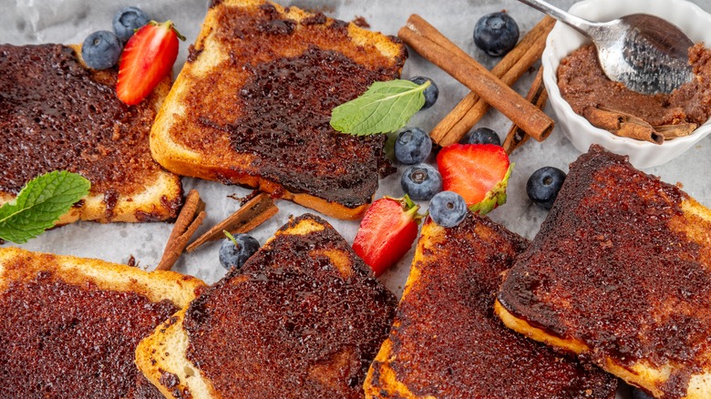 slices of cinnamon sugar toast