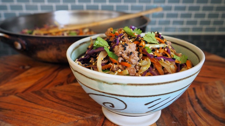 20-minute egg roll in a bowl