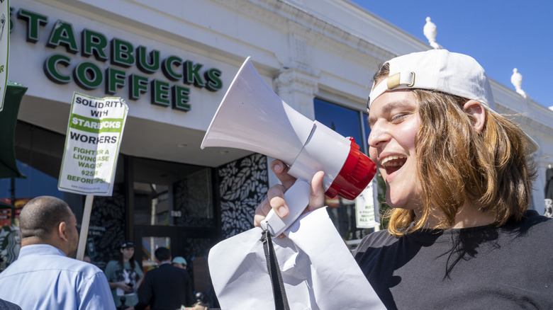 Starbucks workers on strike