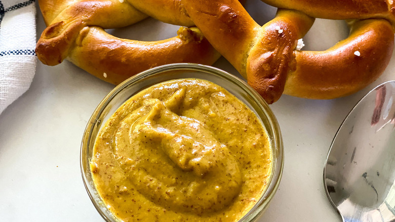 Honey mustard pretzel