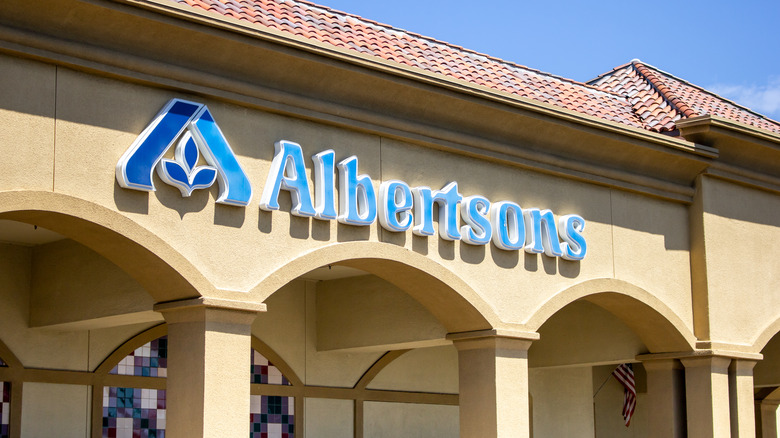 Albertsons store