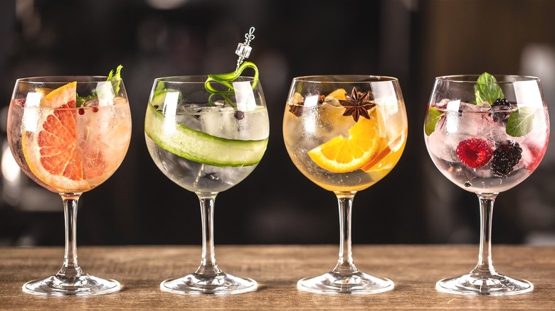 Gin cocktails in glasses