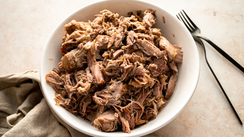 pulled pork in bowl