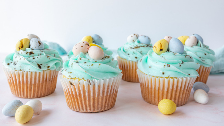 Easter cupcakes