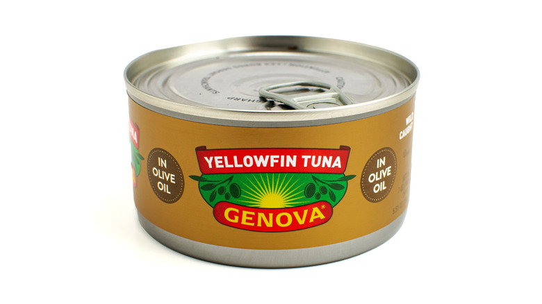 Can of Genova yellowfin tuna in olive oil