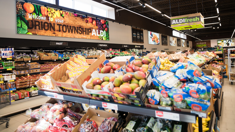 produce department at aldi grocery store