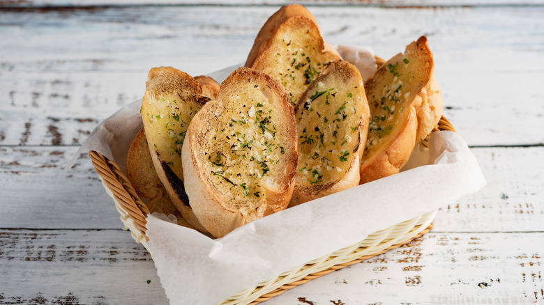 sliced garlic bread in a basket