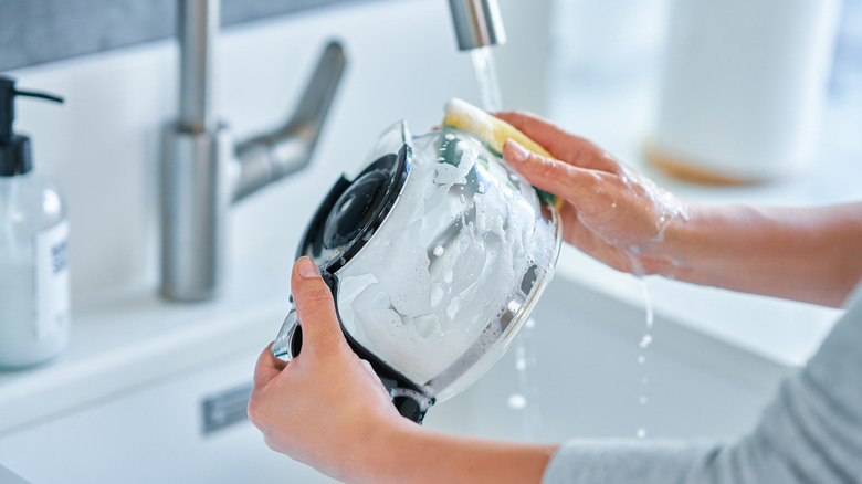 Washing drip coffeemaker pot