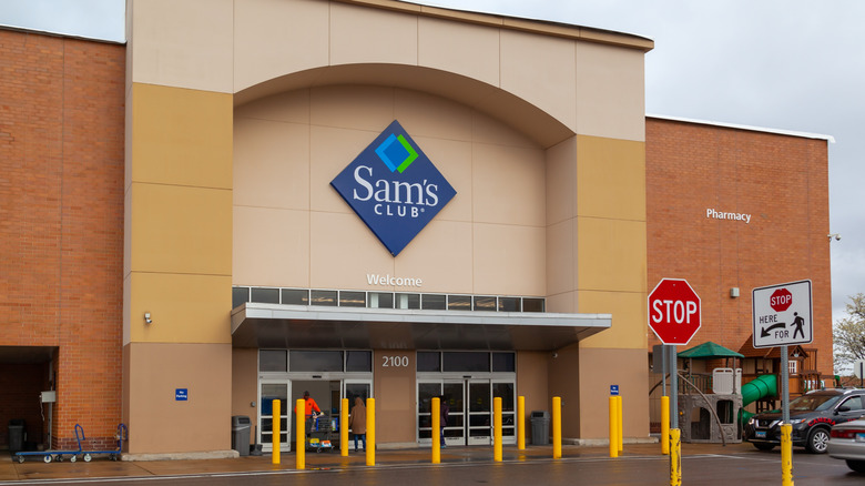 Sam's Club exterior on cloudy day.