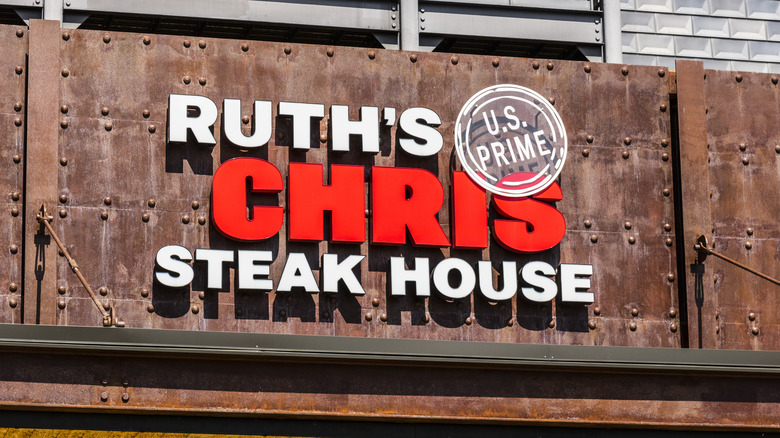 Ruth's Chris Steak House sign