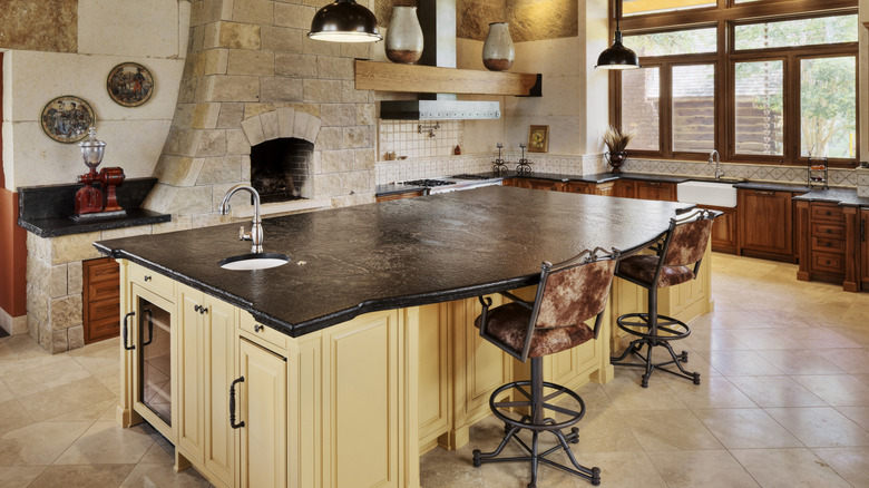 Large, impractical kitchen island