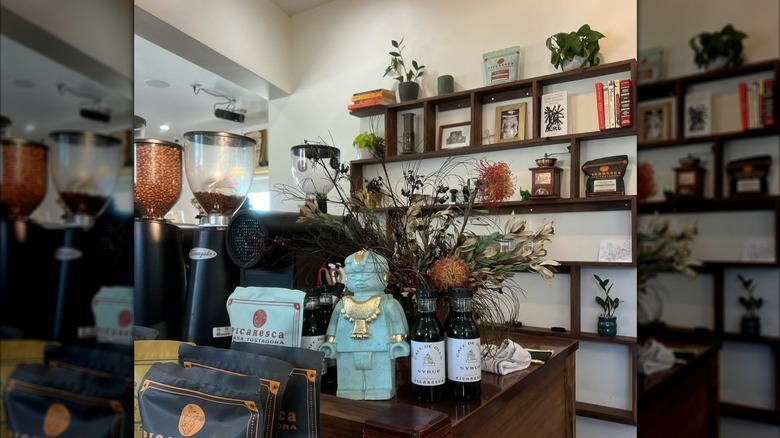 Interior of Picaresca