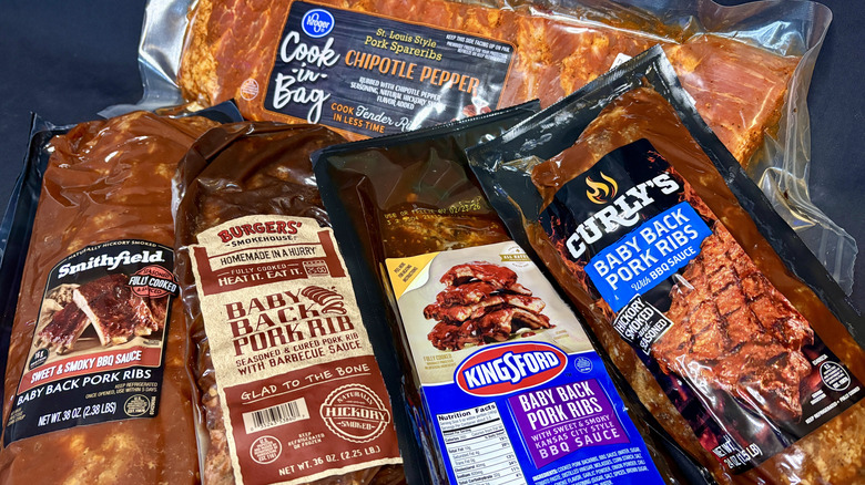 Five pre-cooked ribs in packaging