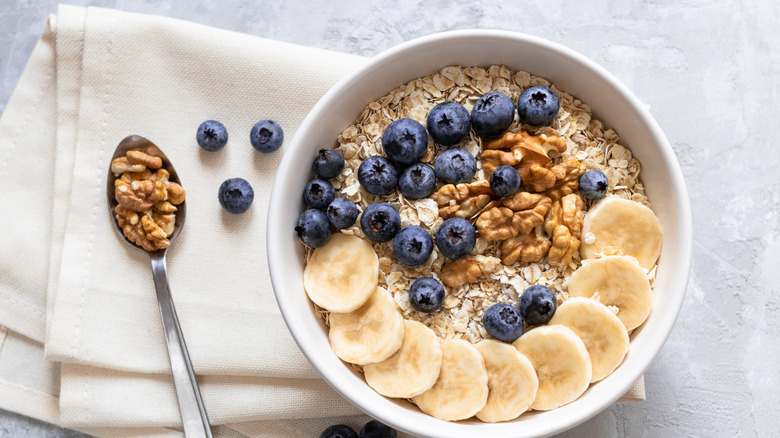 7 Things You Should Eat For Breakfast And 7 You Should Always Avoid