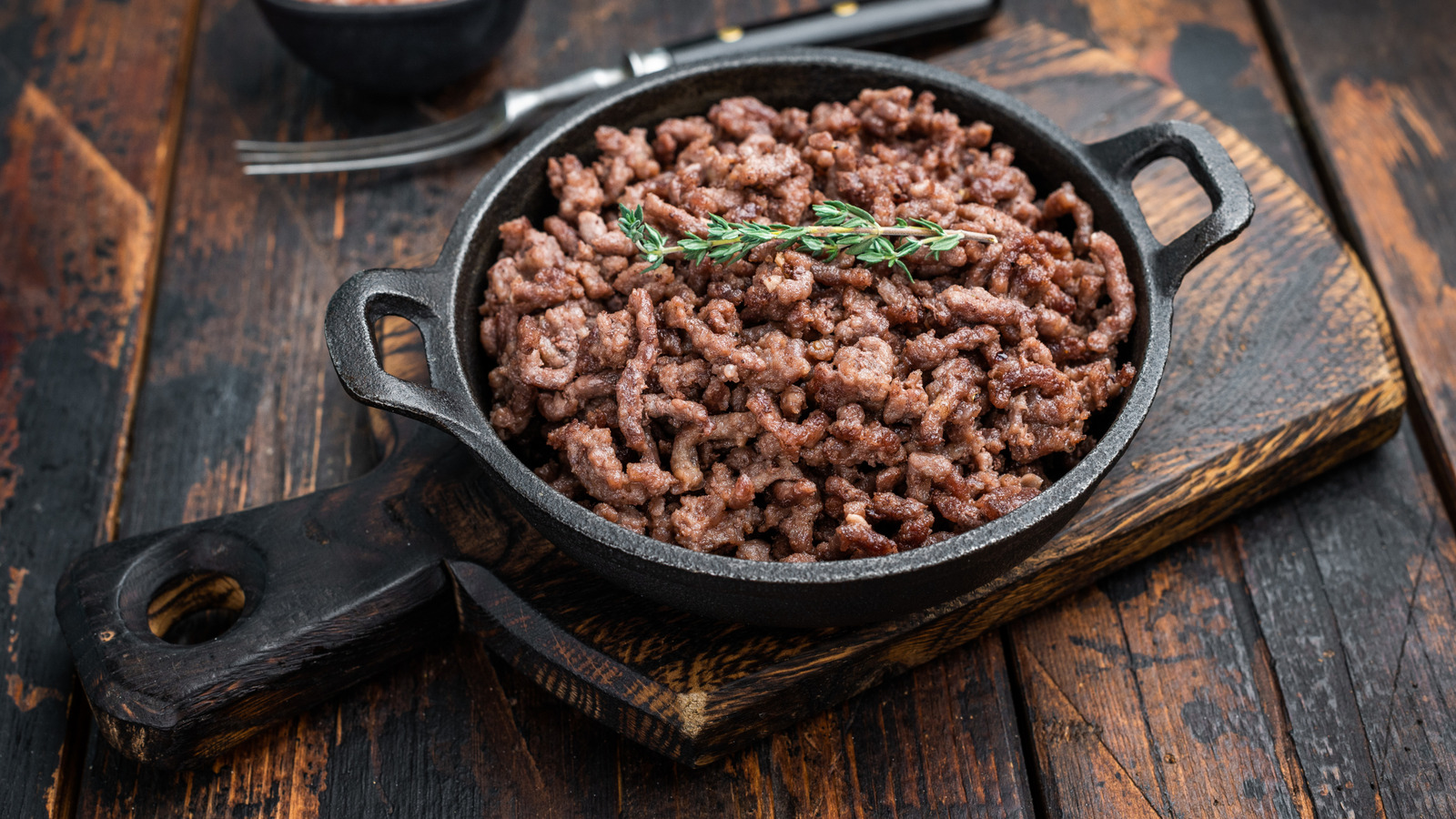 <a href="https://www.mashed.com/2246600/tips-buying-best-grocery-store-ground-beef/" target="_blank">5 Tips For Buying The Best Grocery Store Ground Beef</a>