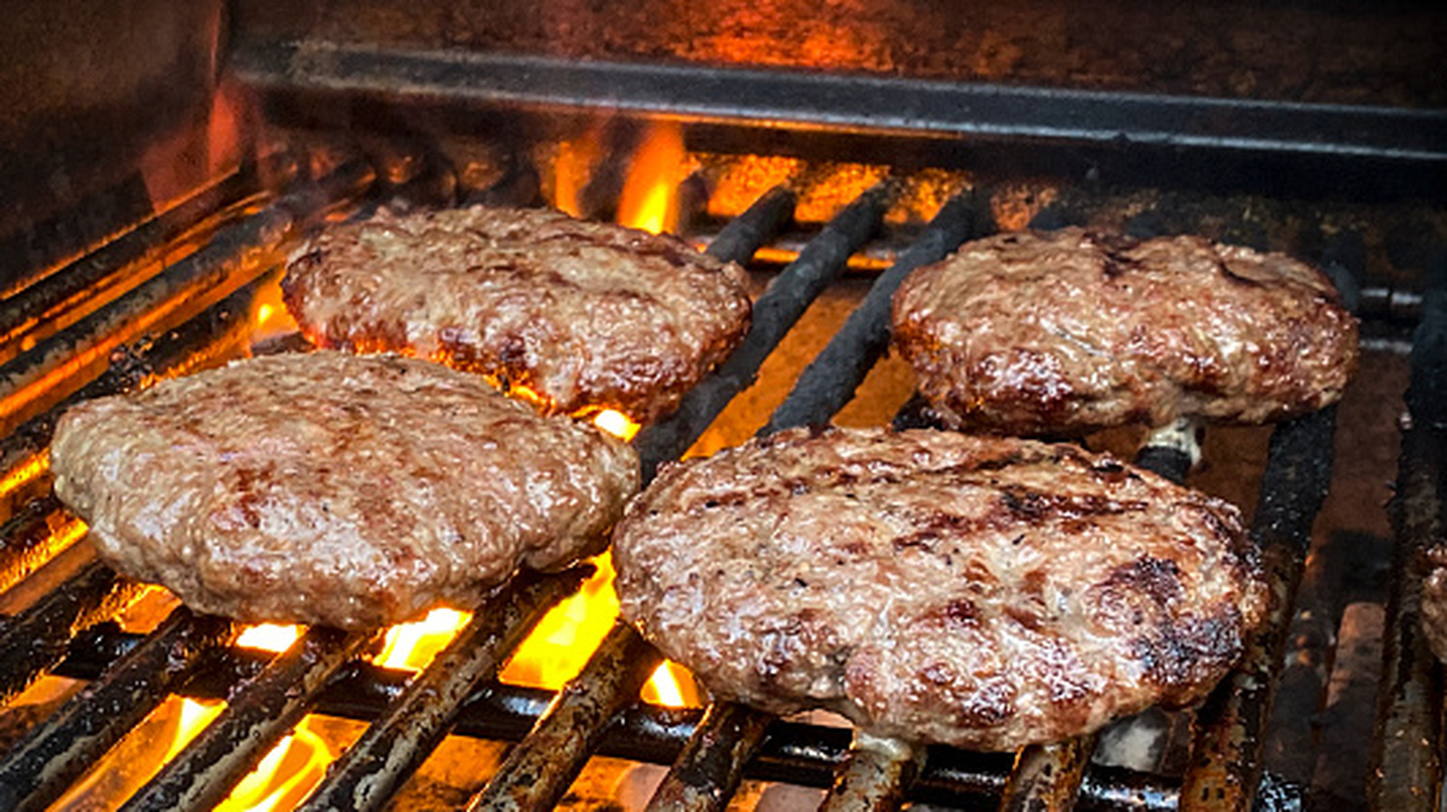 5 Tips For Grilling The Best Burgers Possible