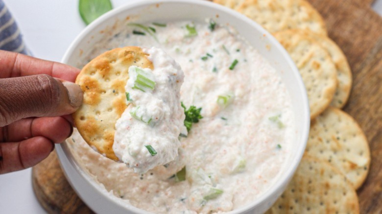 shrimp dip with cracker