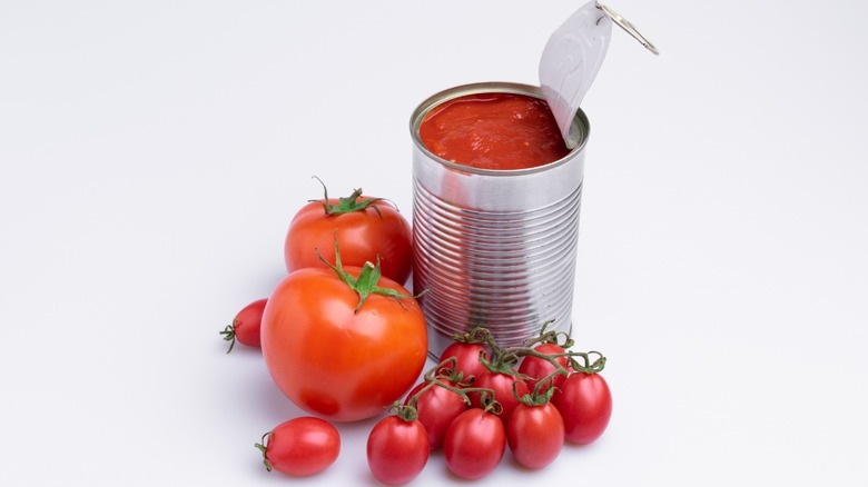 Open can of tomatoes