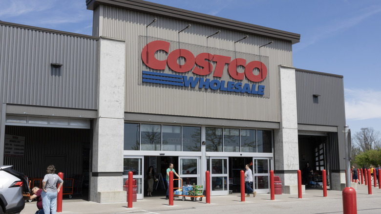 Costco warehouse exterior