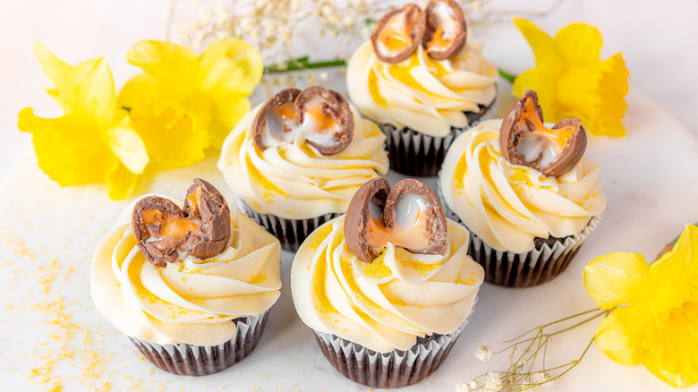 cadbury creme egg cupcakes with daffodils