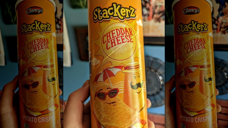 A can of Clancy's Stackerz chips in Cheddar Cheese flavor