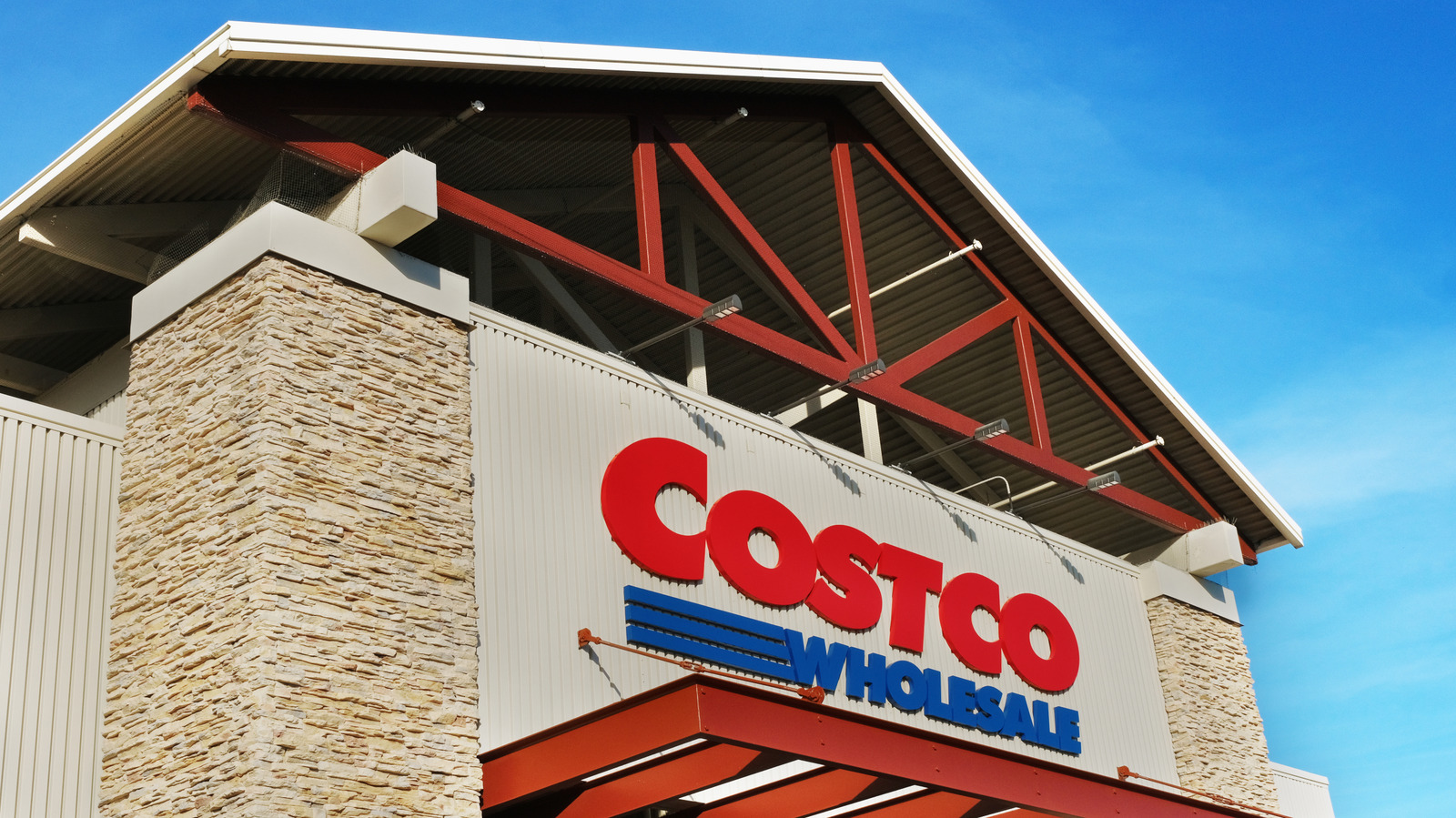 8 Discontinued Costco Membership Benefits Customers Still Miss