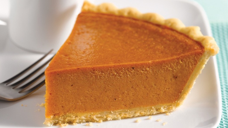Bakers Square pumpkin pie slice