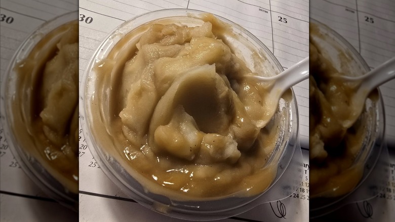 mashed potatoes and gravy from KFC