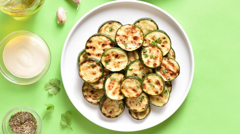grilled zucchini on a plate