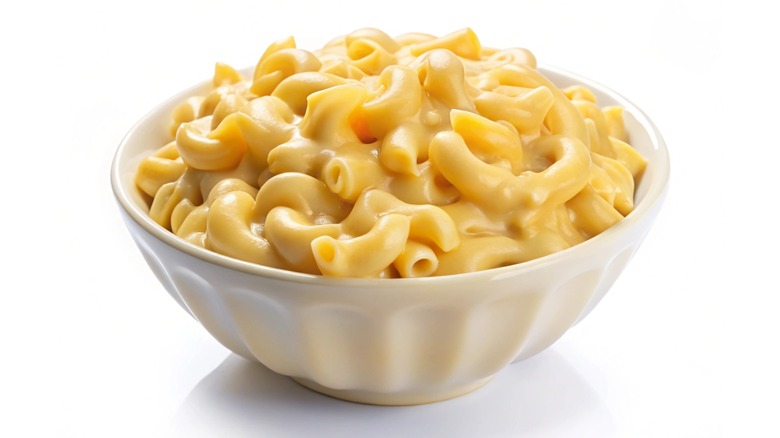 bowl of creamy mac and cheese