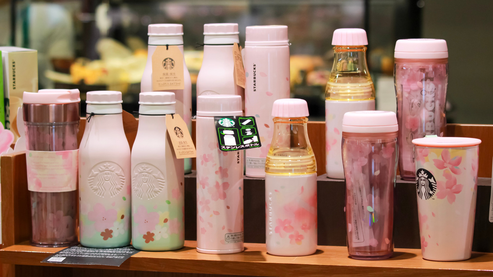 A Broken DoubleWalled Ceramic Starbucks Cup Is A Gross Nightmare