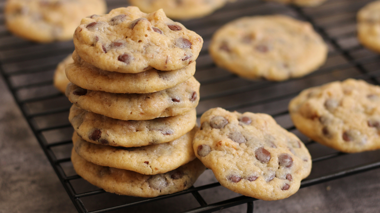 A Celebrity Baker Recommends Some Vegan Substitutes For Making Cookies