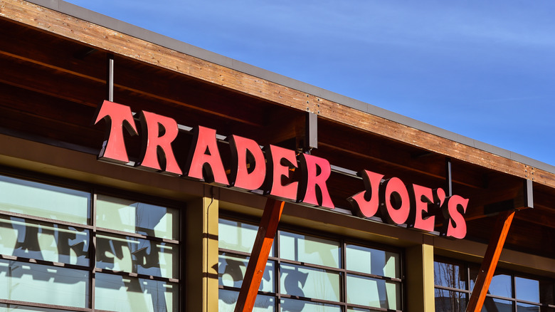 Trader Joe's outdoor sign