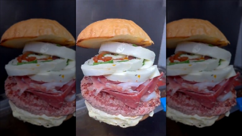 The Roll Burger from Black Burger Frattamaggiore.