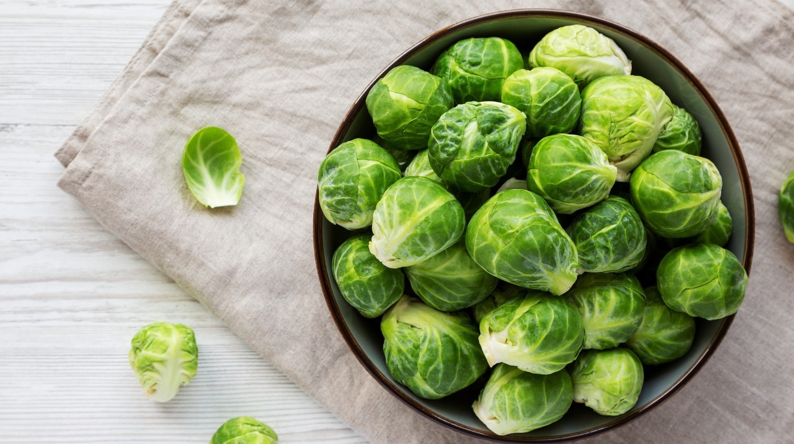 A Hack For Shredding Brussels Sprouts When Knives Are Inconvenient – Mashed