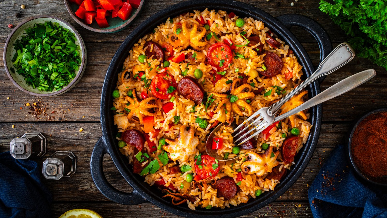 A Primer On The Ingredients That Make A Perfect Paella
