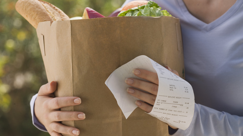 Grocery bag 