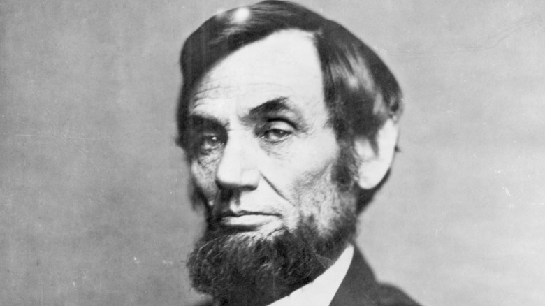 Abraham Lincoln in black and white photo