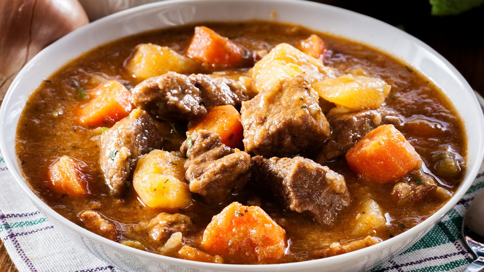 Add Beer To Your Next Beef Stew For Extra Hearty Flavor
