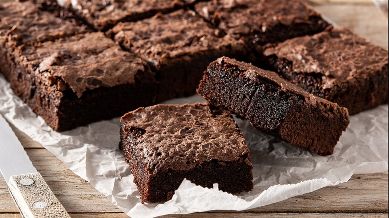 Plate of brownies