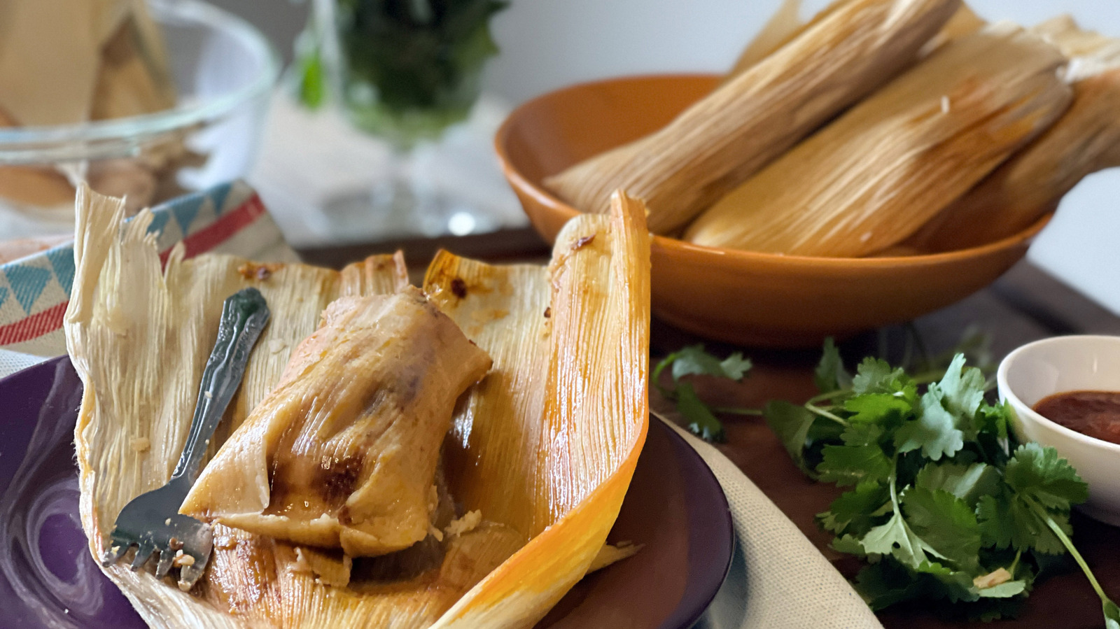 <a href="https://www.mashed.com/1754700/adobo-chile-cheddar-vegetarian-tamales-recipe/" target="_blank">Adobo Chile And Cheddar Vegetarian Tamales Recipe</a>